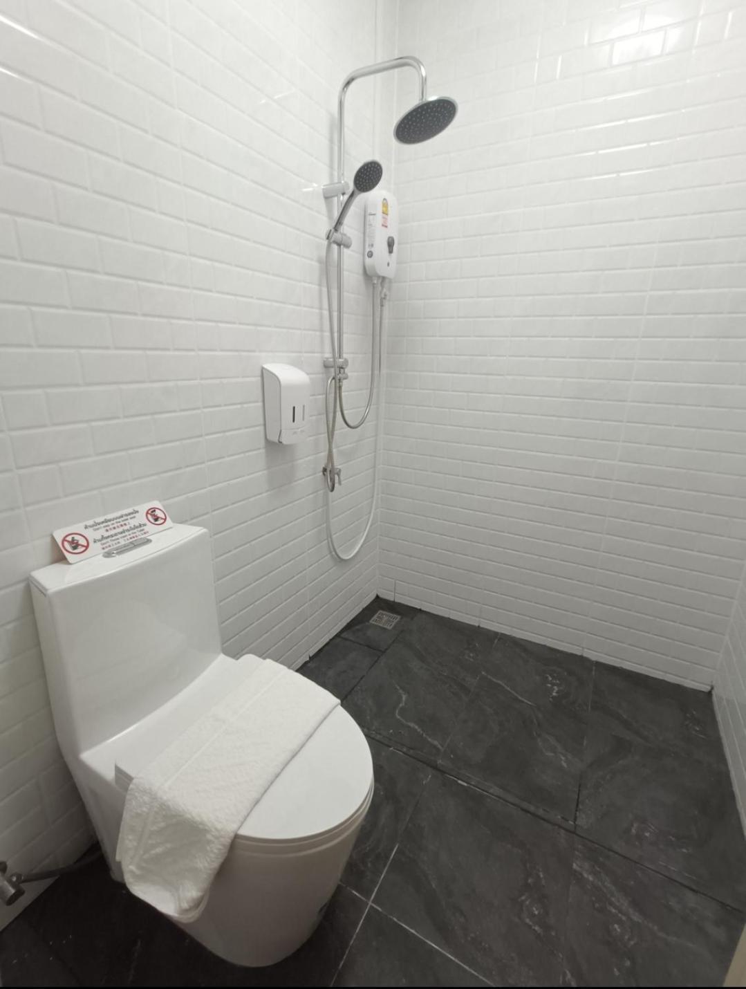 Wora Home Huahin Exterior foto